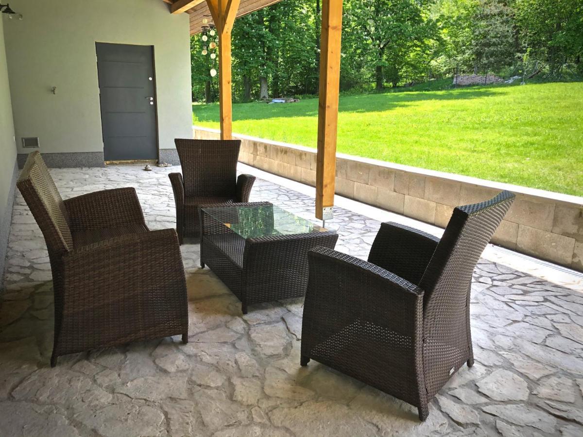 Mezonetovy Apartman S Terasou Na Samote V Lese Vlkava ภายนอก รูปภาพ